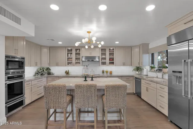 $2,500,000 | 6701 North Scottsdale Road, Unit 24, Scottsdale, AZ 85250