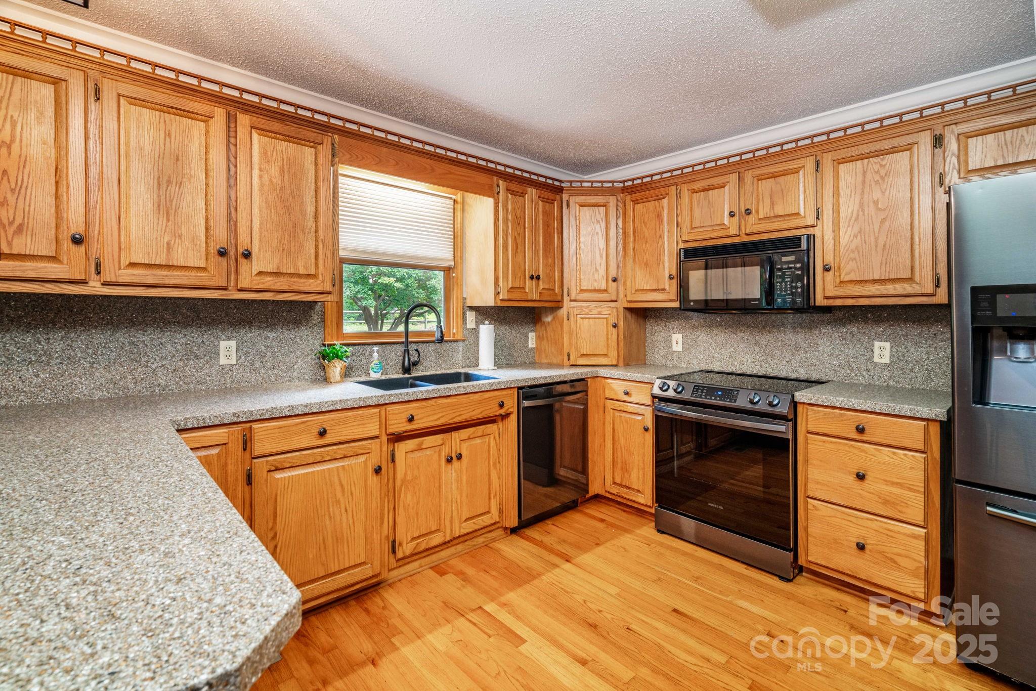 2209 Cardinal Loop Stanley, NC 28164 - Photo 13 of 33 Gallery Image 13