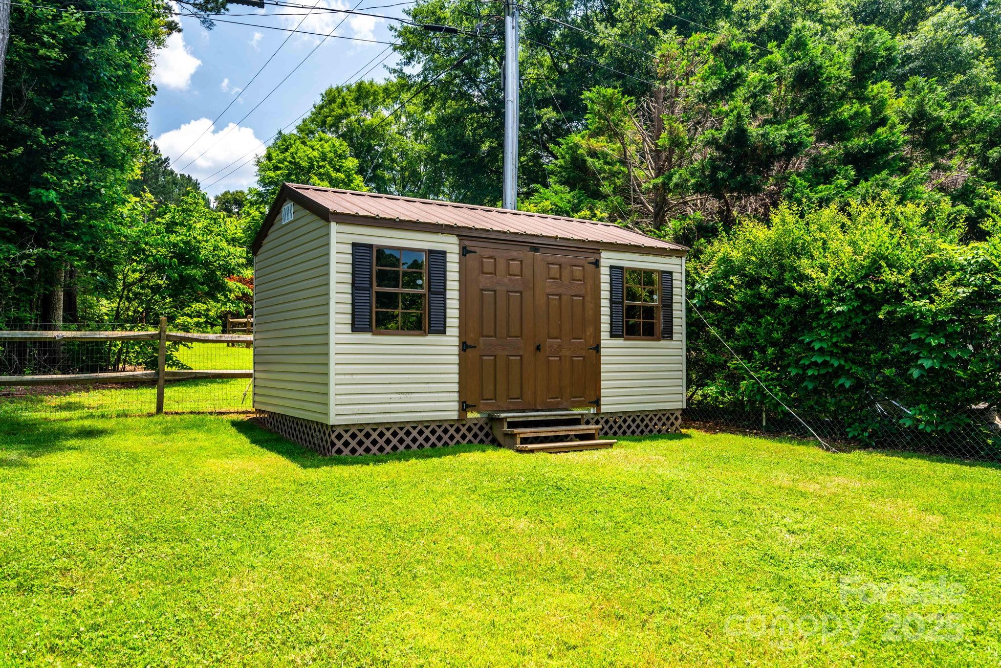 2209 Cardinal Loop Stanley, NC 28164 - Photo 29 of 33 Gallery Image 29