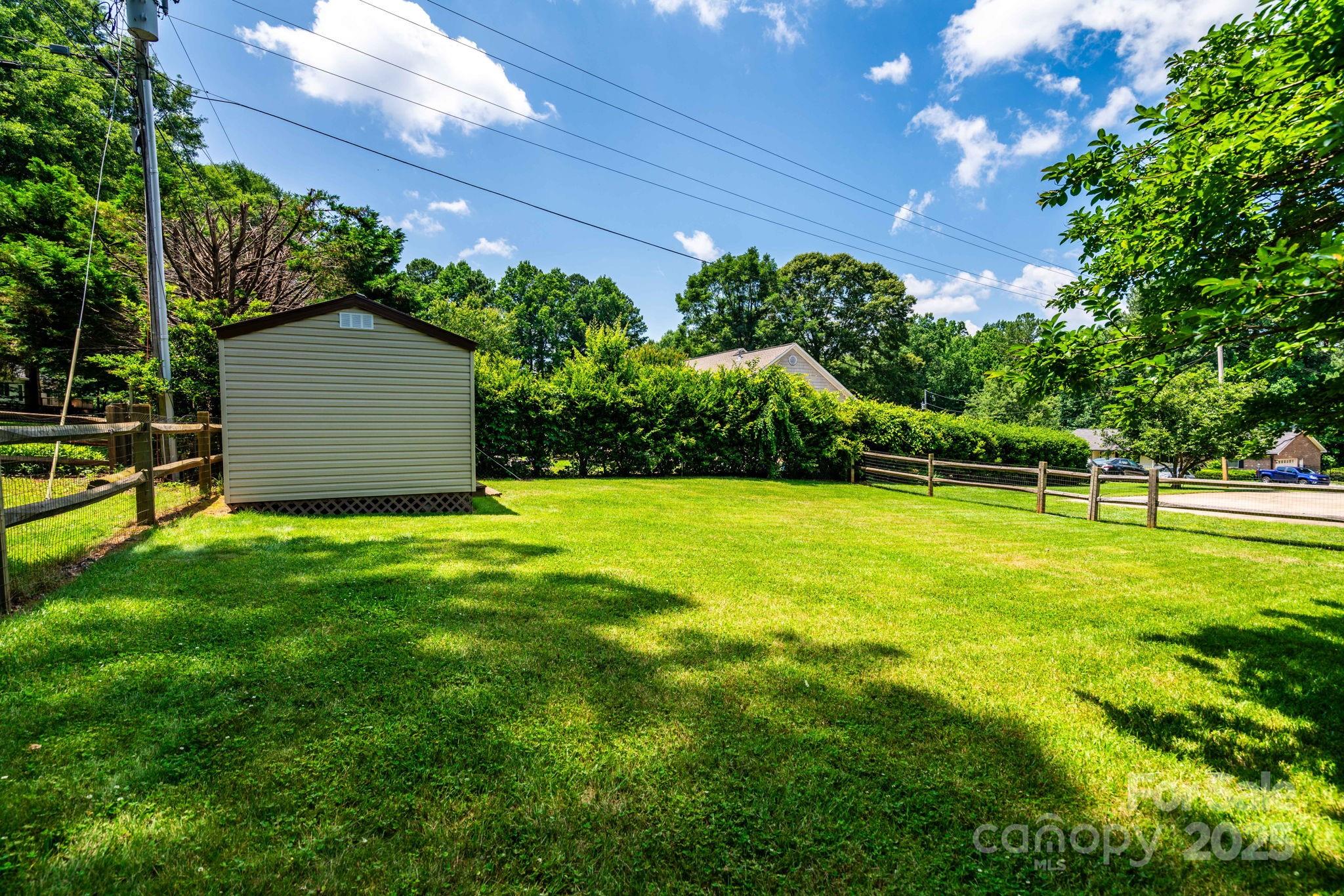2209 Cardinal Loop Stanley, NC 28164 - Photo 30 of 33 Gallery Image 30