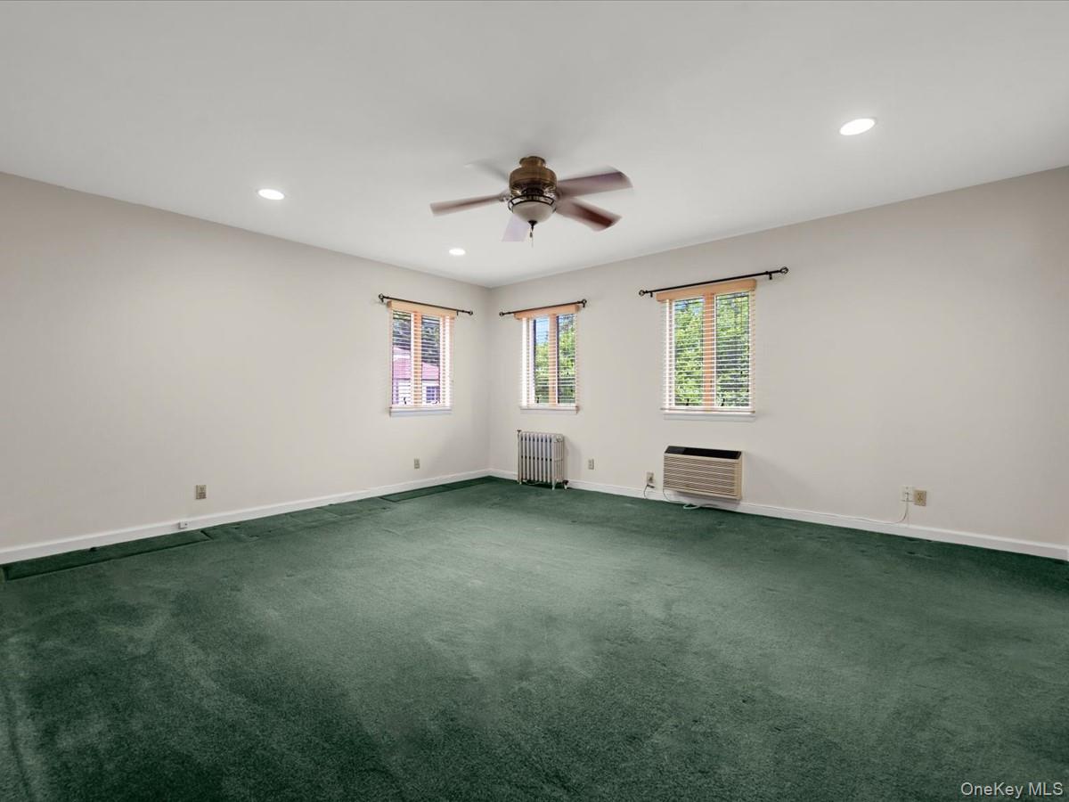 215 Middle Neck Road, Unit 3A BUILDING 8 Great Neck, NY 11021 - Photo 17 of 23