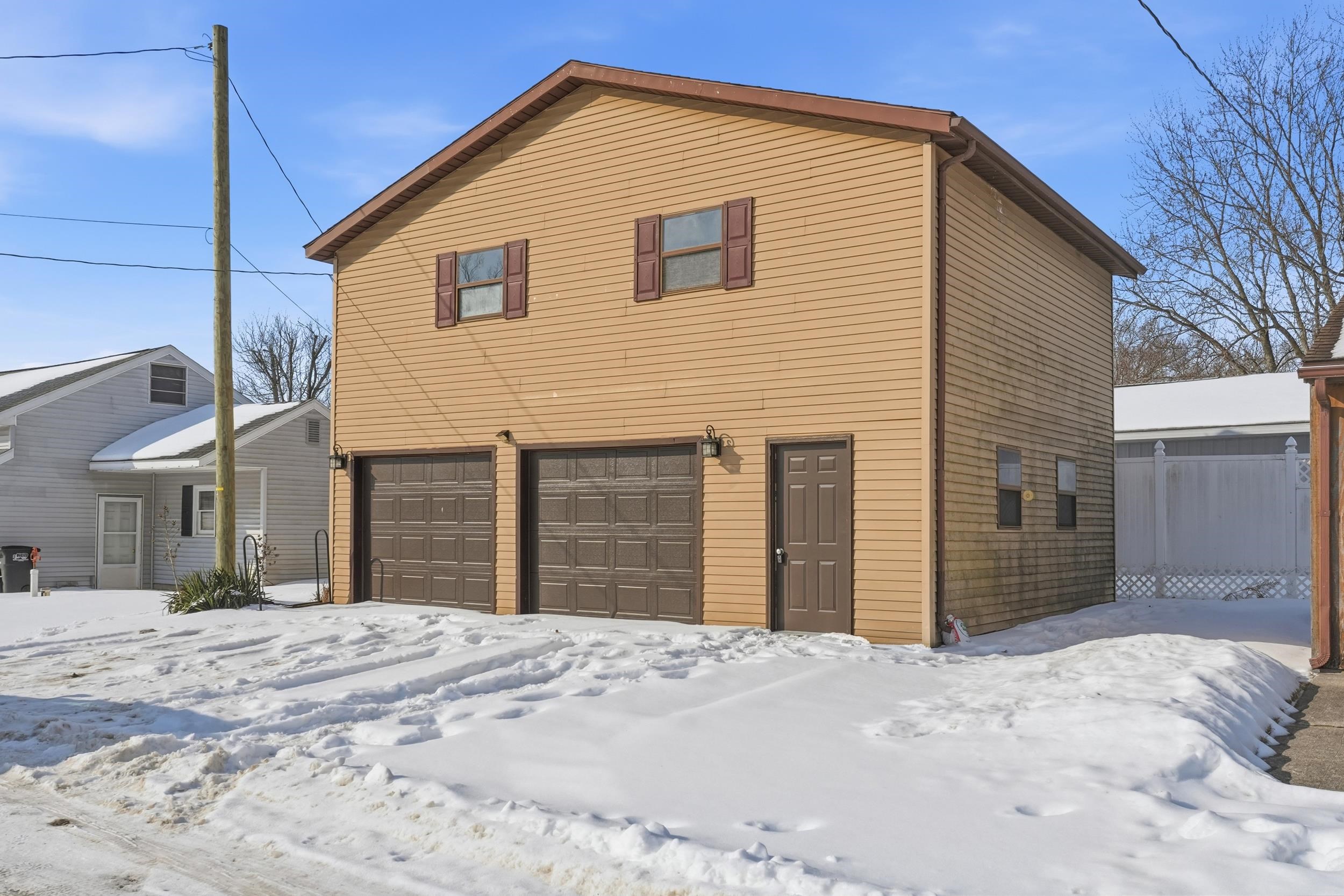 625 South Rear) 455 Street Wolcottville, IN 46795 - Photo 6 of 19