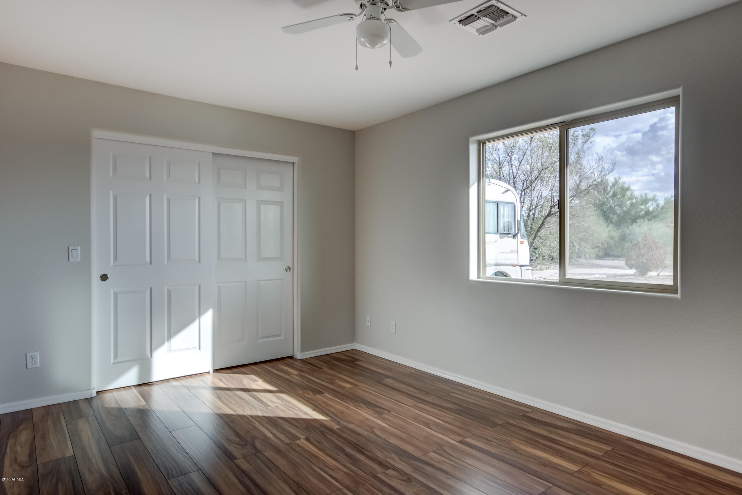 525 South Vista Road Apache Junction, AZ 85119 - Photo 15 of 32 525 S Vista Rd-32