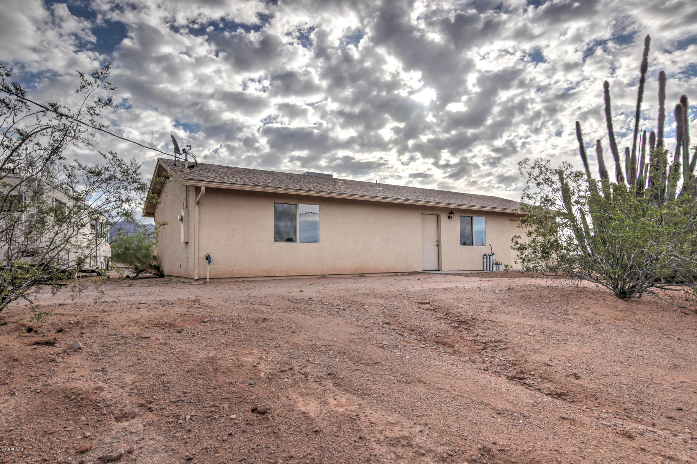 525 South Vista Road Apache Junction, AZ 85119 - Photo 26 of 32 525 S Vista Rd-8
