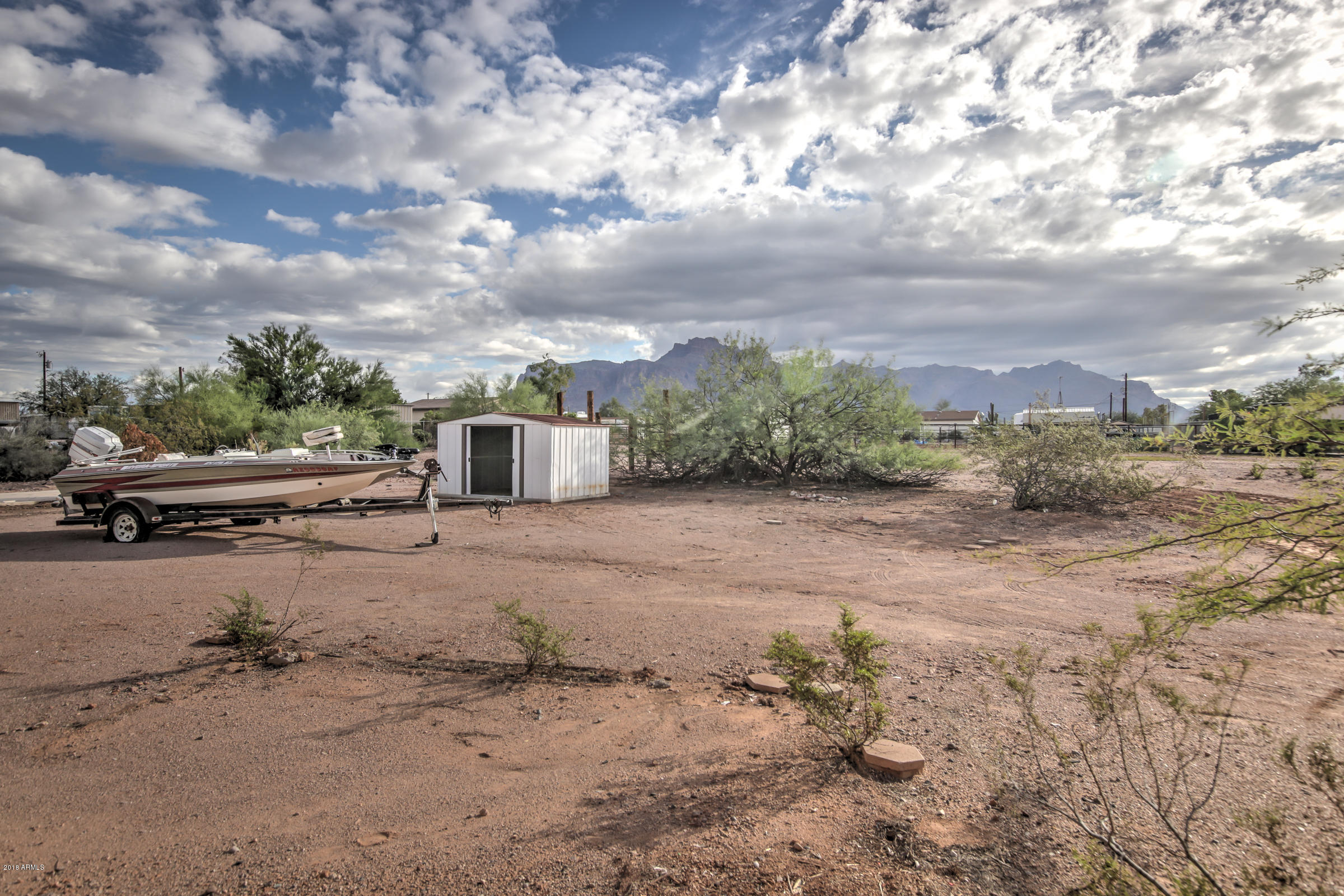 525 South Vista Road Apache Junction, AZ 85119 - Photo 27 of 32 525 S Vista Rd-23