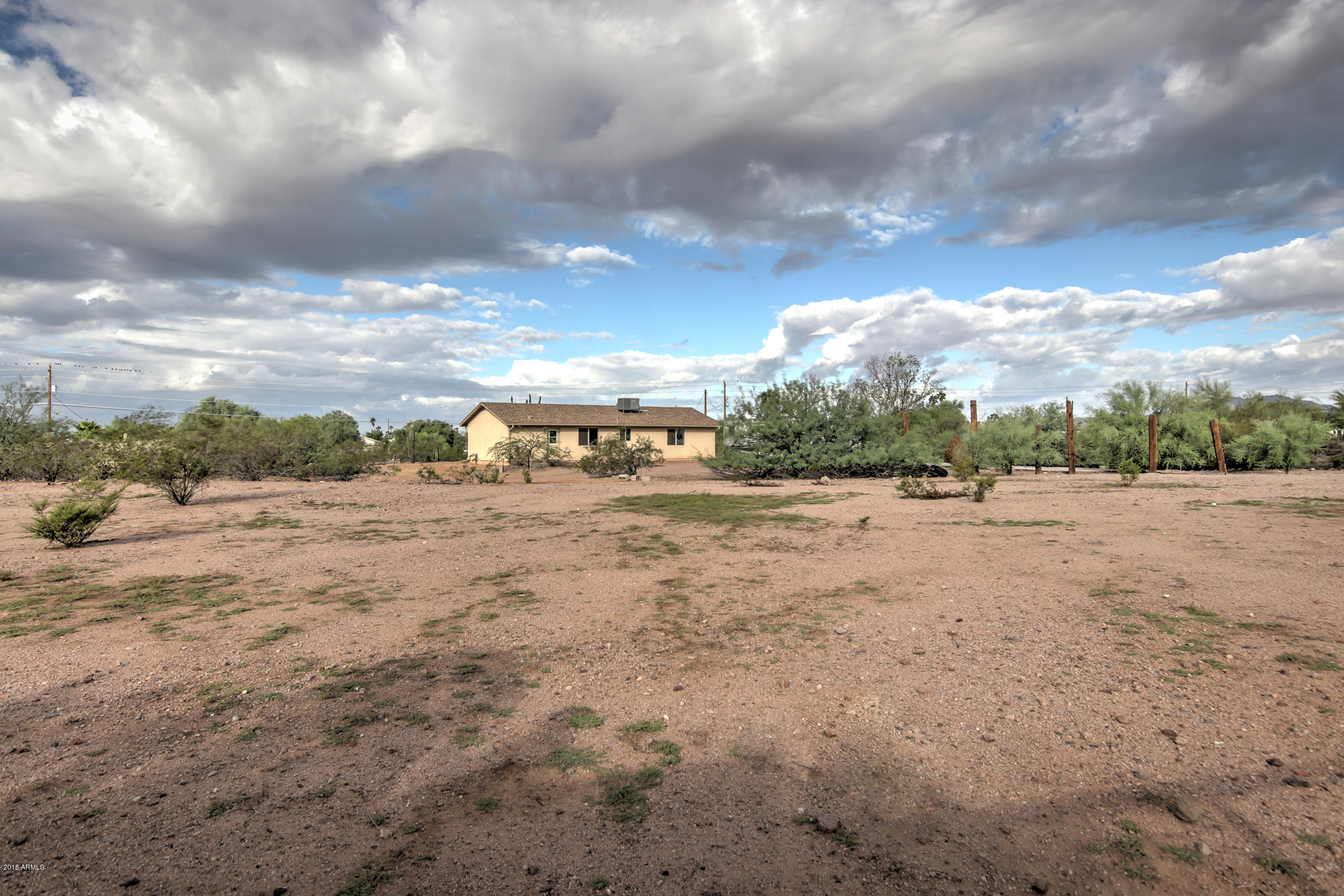 525 South Vista Road Apache Junction, AZ 85119 - Photo 6 of 32 525 S Vista Rd-15