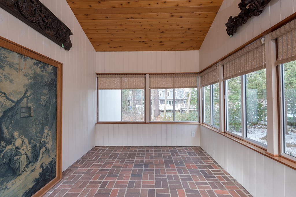 31 Howland Lane Hingham, MA 02043 - Photo 17 of 25