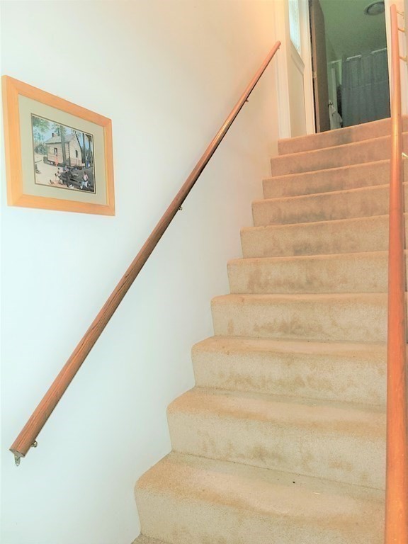 69 Fuller Street, Unit 69 Boston, MA 02124 - Photo 8 of 18 a view of entryway