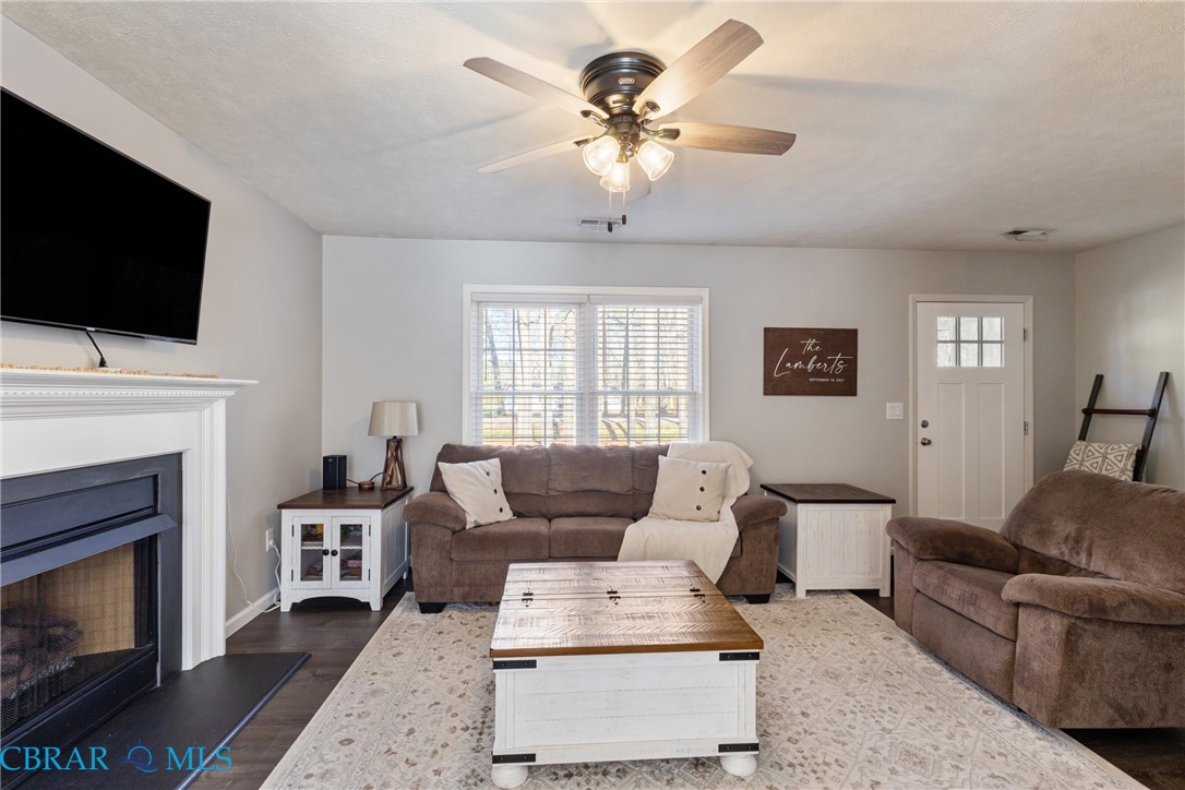 794 Cricket Hill Road Hudgins, VA 23076 - Photo 8 of 38