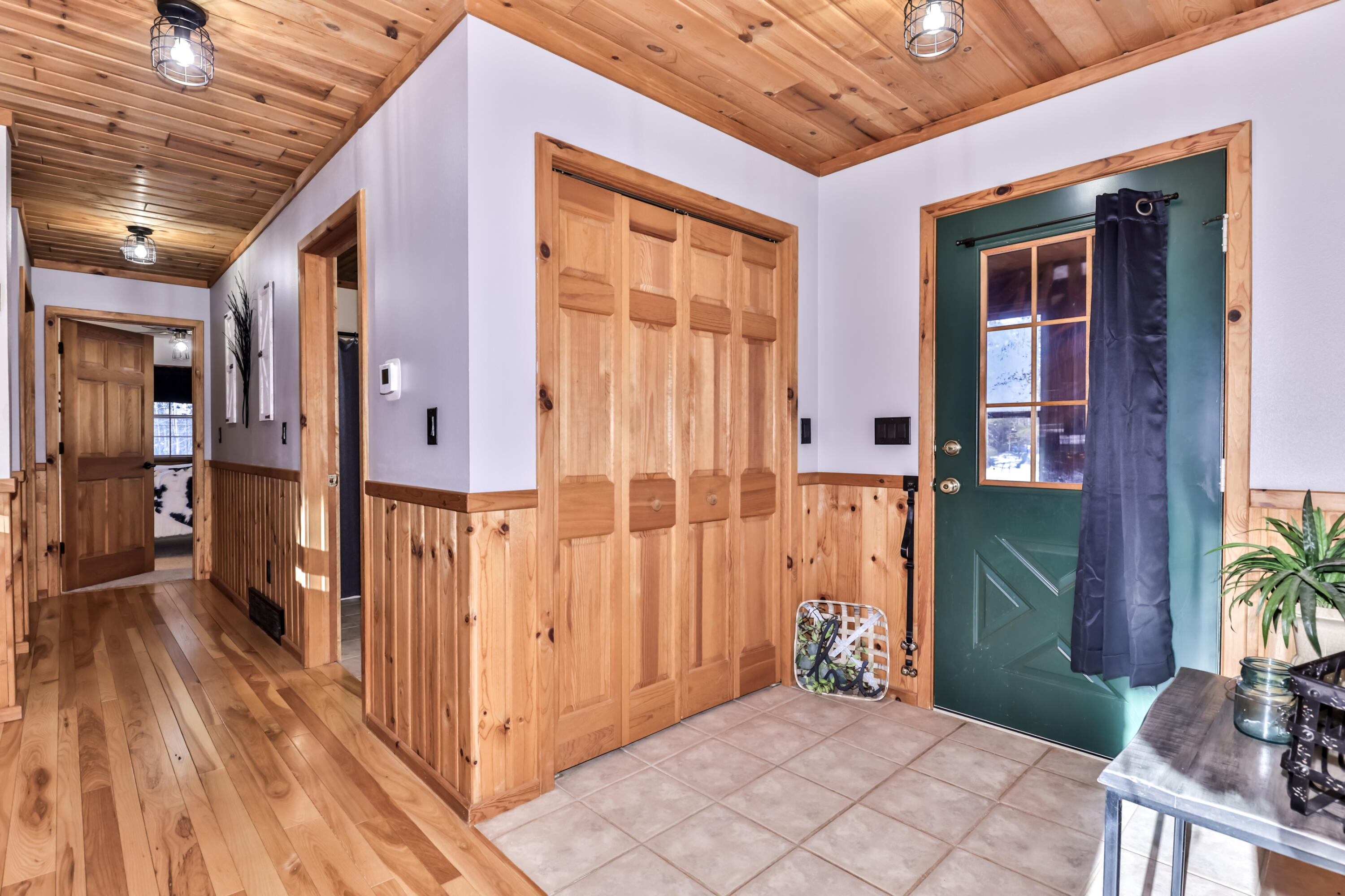 5053 Anderson Road Carey, WI 54534 - Photo 16 of 33 Front Entry