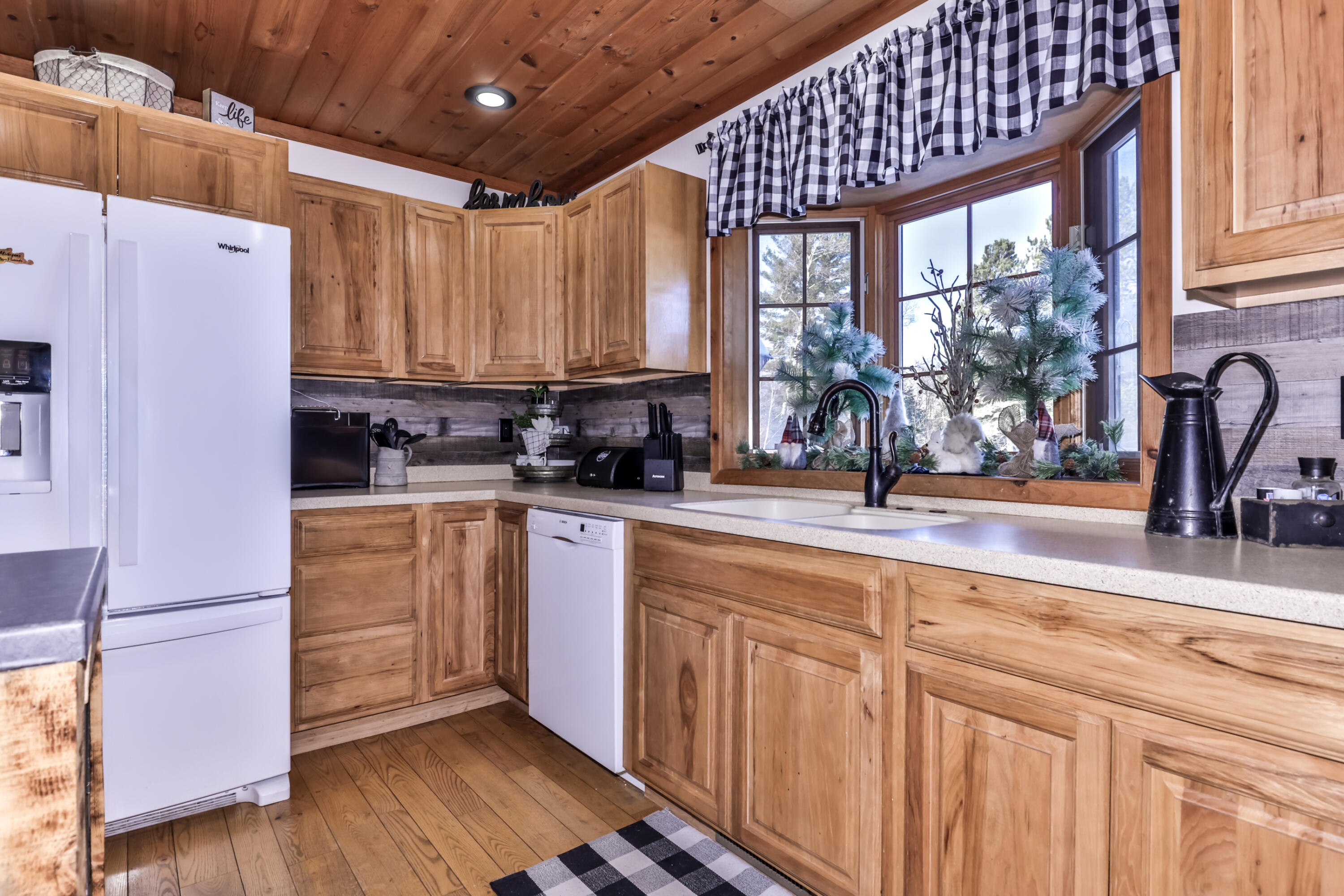 5053 Anderson Road Carey, WI 54534 - Photo 8 of 33 Refrigerator Included