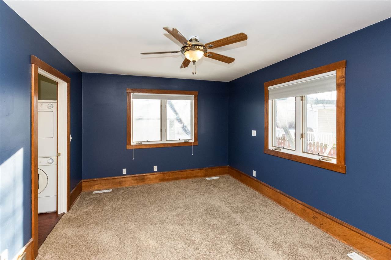 975 17th Street Marion, IA 52302 - Photo 9 of 24 Gallery Image 9