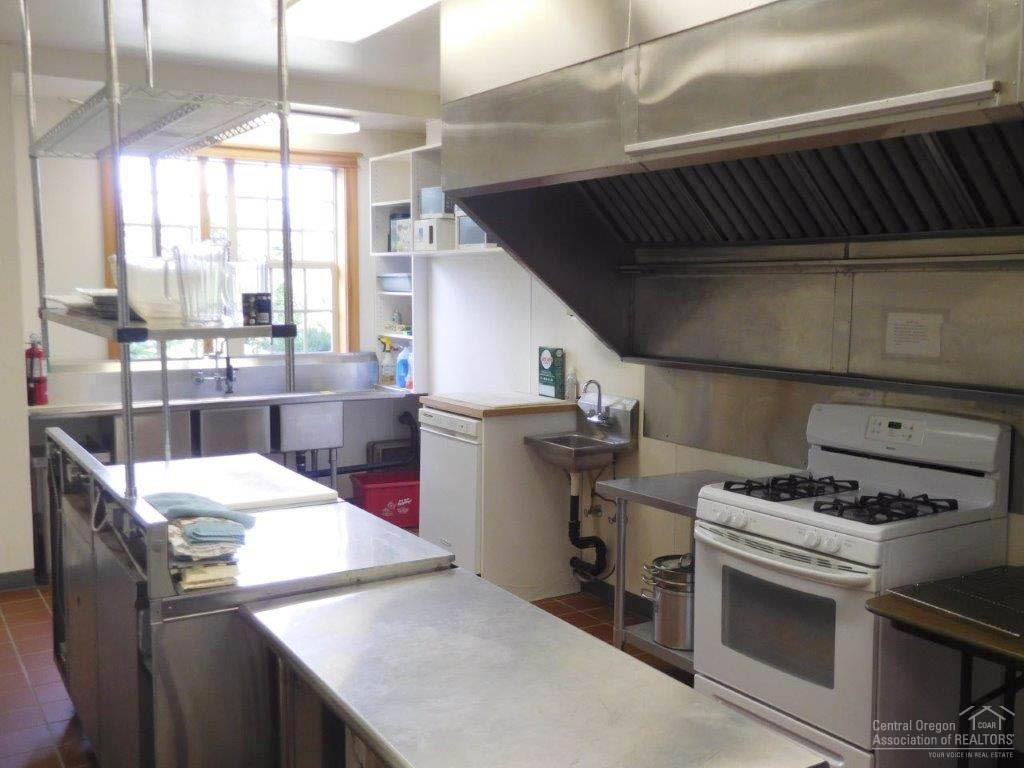 857 Northeast Wiest Way Bend, OR 97701 - Photo 19 of 25 Gallery Image 19