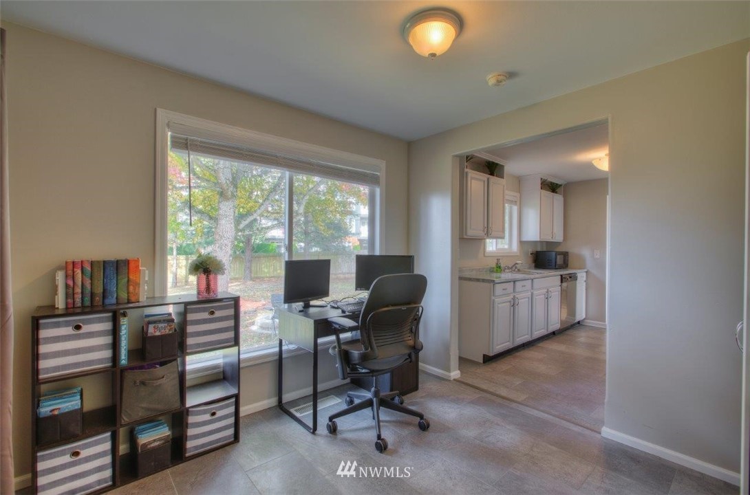 833 Index Court Northeast Renton, WA 98056 - Photo 11 of 18