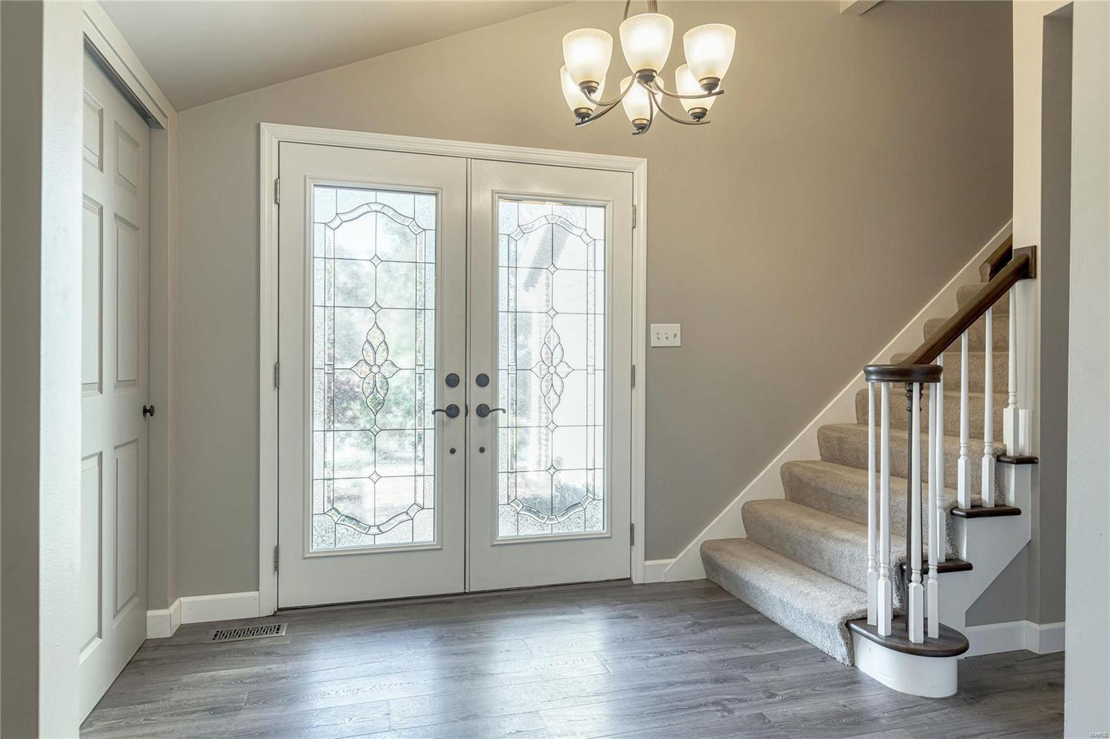 716 Turtle Cove Ballwin, MO 63011 - Photo 15 of 40