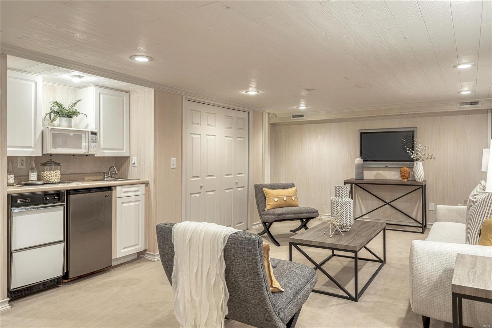 716 Turtle Cove Ballwin, MO 63011 - Photo 25 of 40