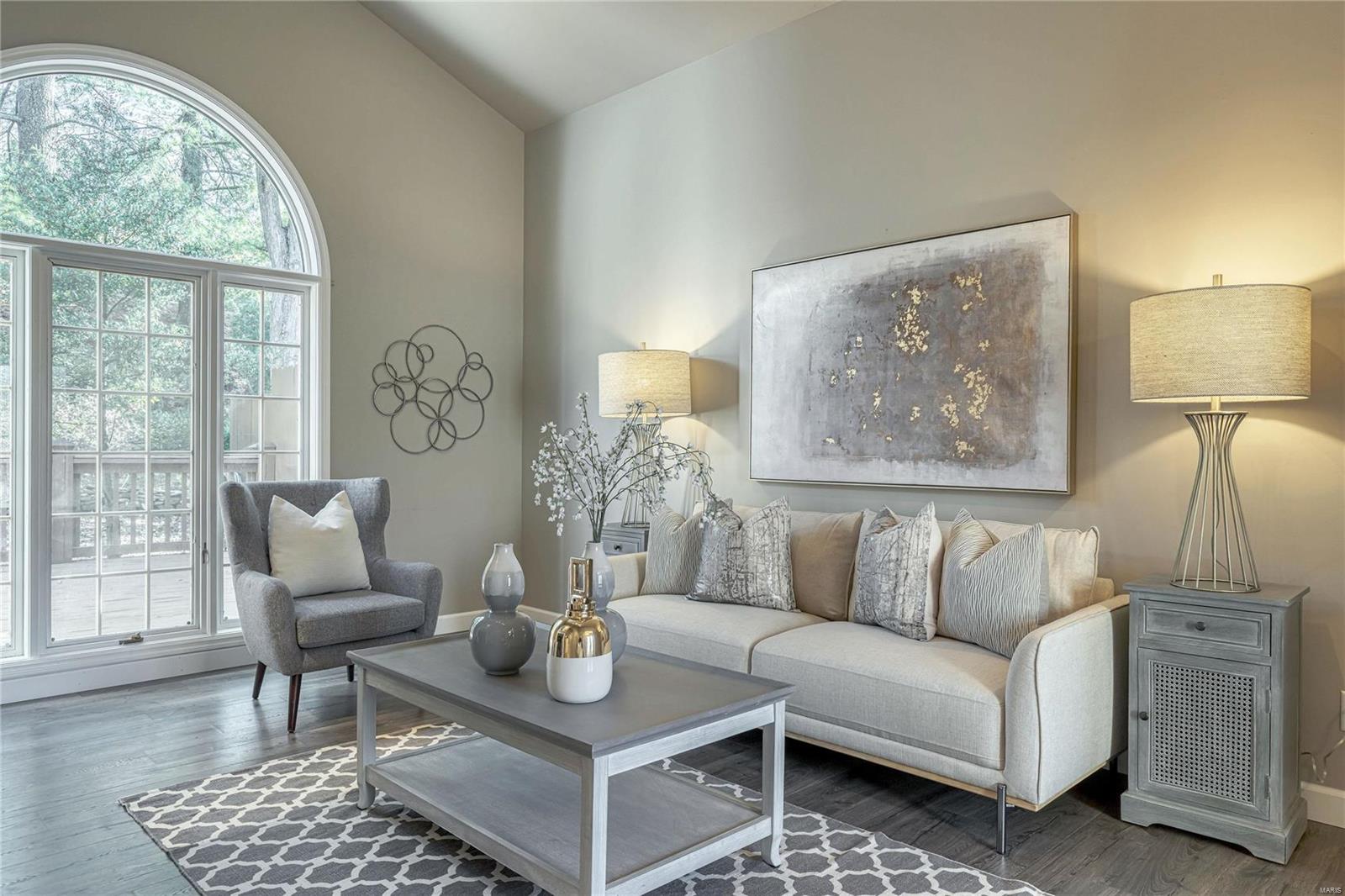 716 Turtle Cove Ballwin, MO 63011 - Photo 4 of 40