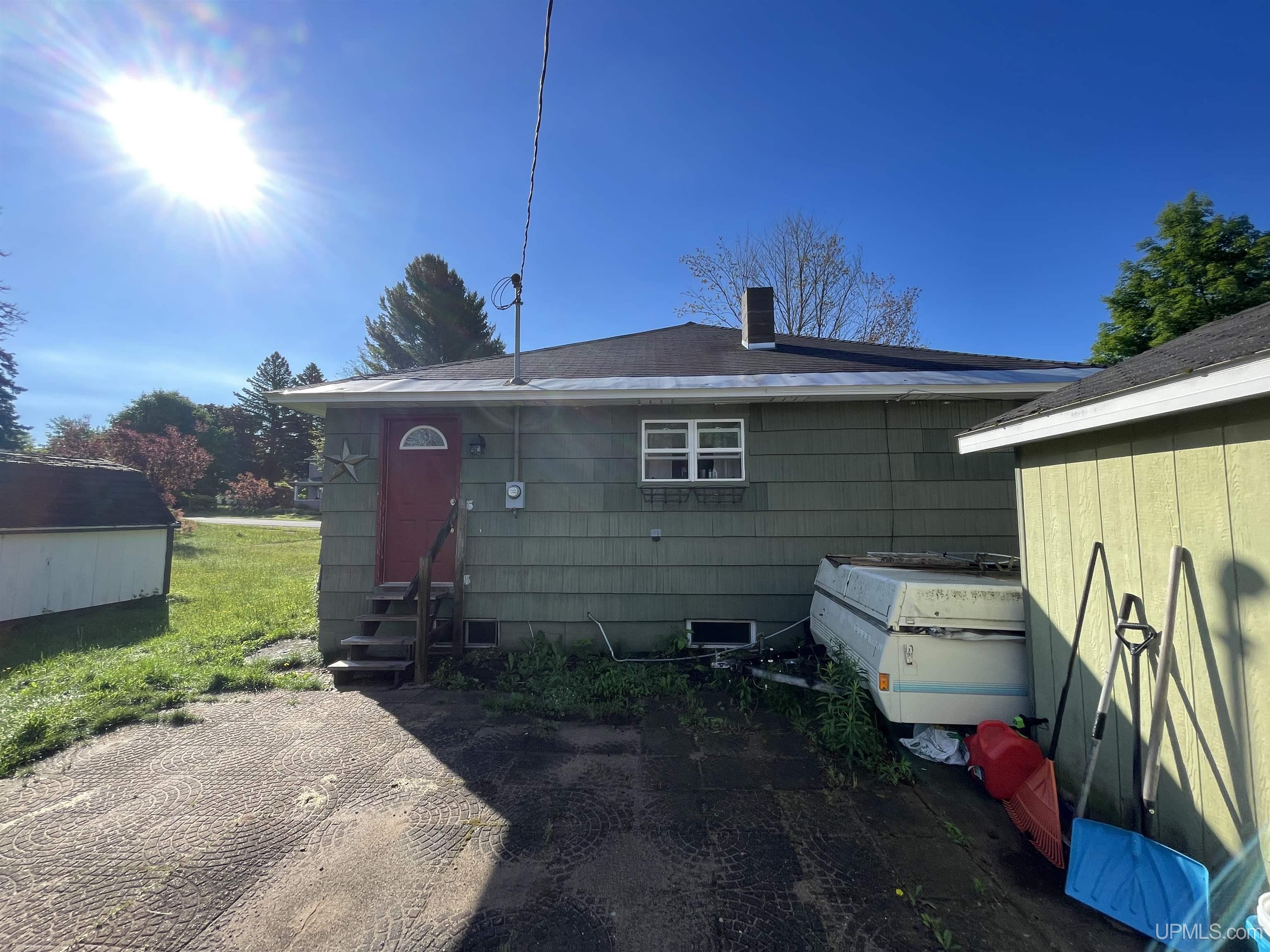 520 North 4th Street L'Anse, MI 49946 - Photo 5 of 13