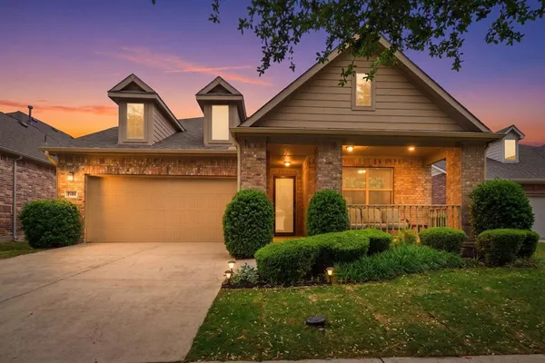 $315,000 | 1308 Isabella Lane, Savannah, TX 76227