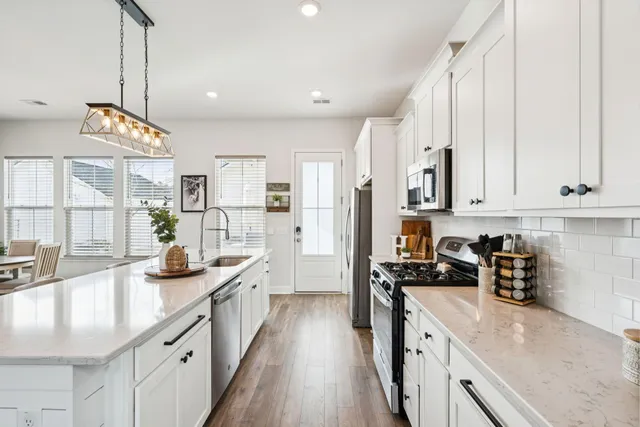 $399,950 | 403 North Commodore Way, Summerville, SC 29483