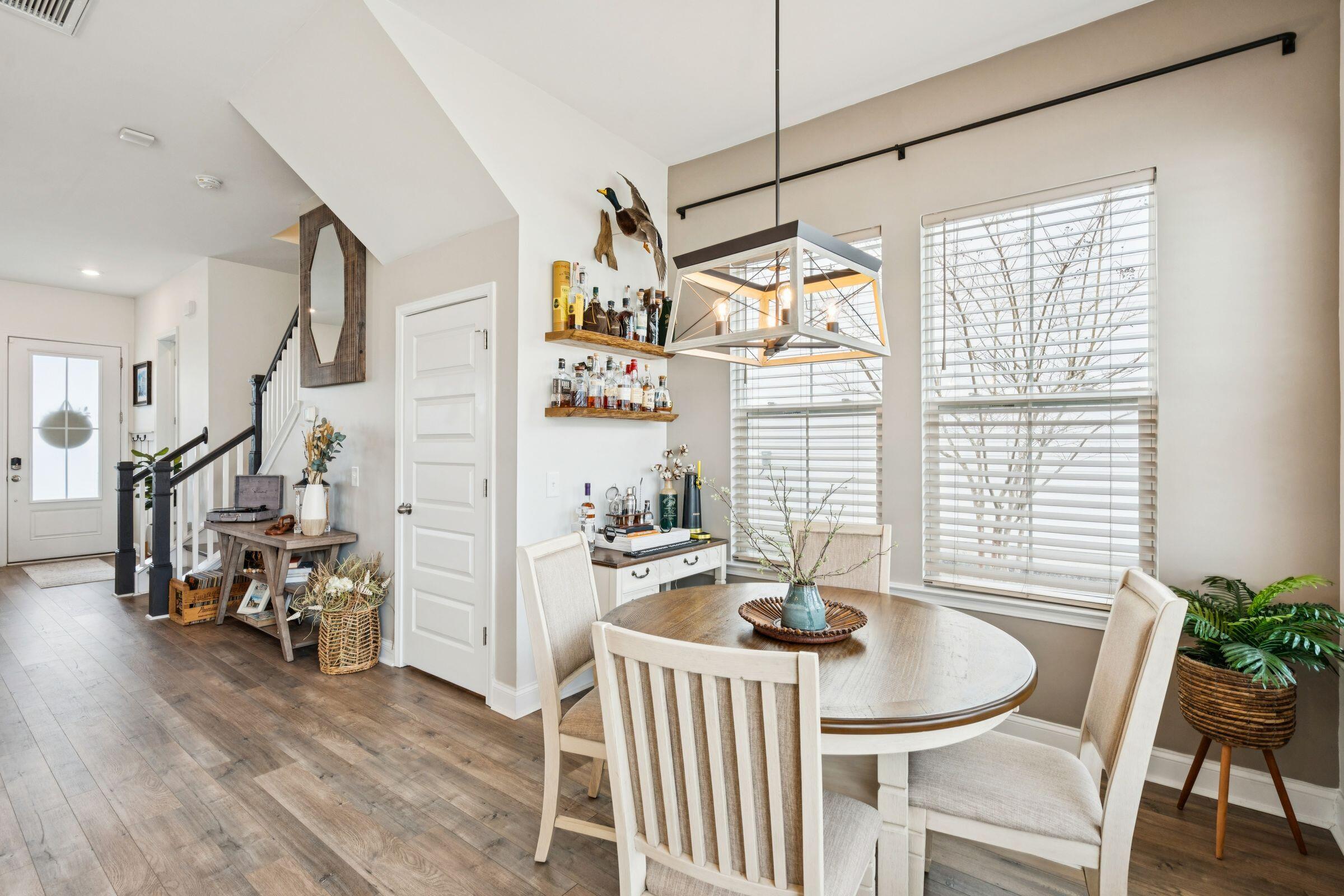 403 North Commodore Way Summerville, SC 29483 - Photo 19 of 54 Move-In Ready!