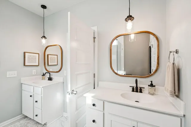 $399,950 | 403 North Commodore Way, Summerville, SC 29483