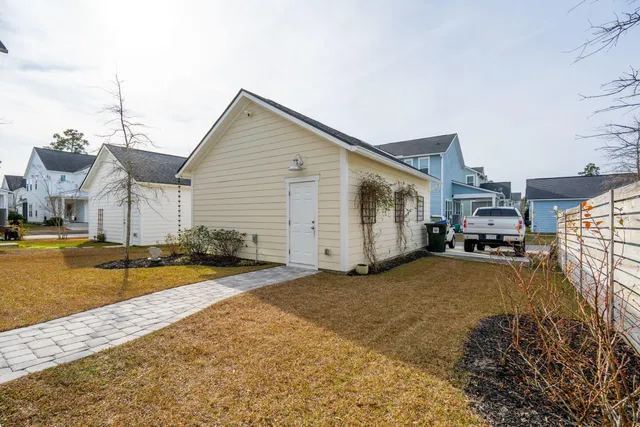 $399,950 | 403 North Commodore Way, Summerville, SC 29483