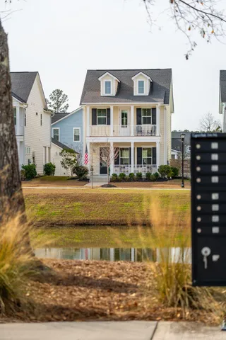 $399,950 | 403 North Commodore Way, Summerville, SC 29483