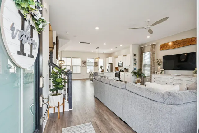 $399,950 | 403 North Commodore Way, Summerville, SC 29483