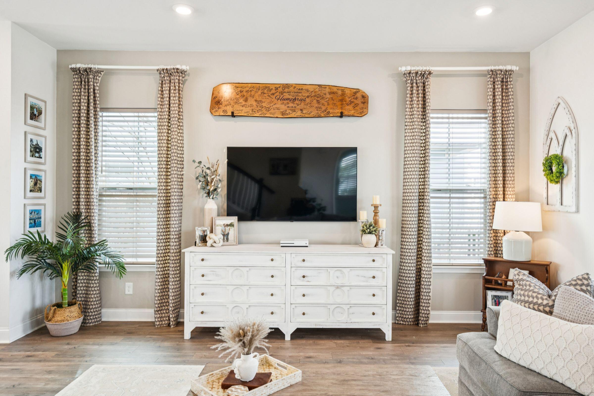 403 North Commodore Way Summerville, SC 29483 - Photo 6 of 54 Tons of Natural Light