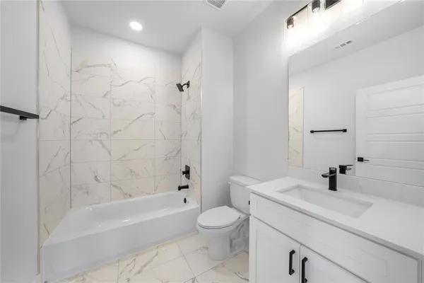$600,000 | 2117 Oak Haven Court, Garland, TX 75044