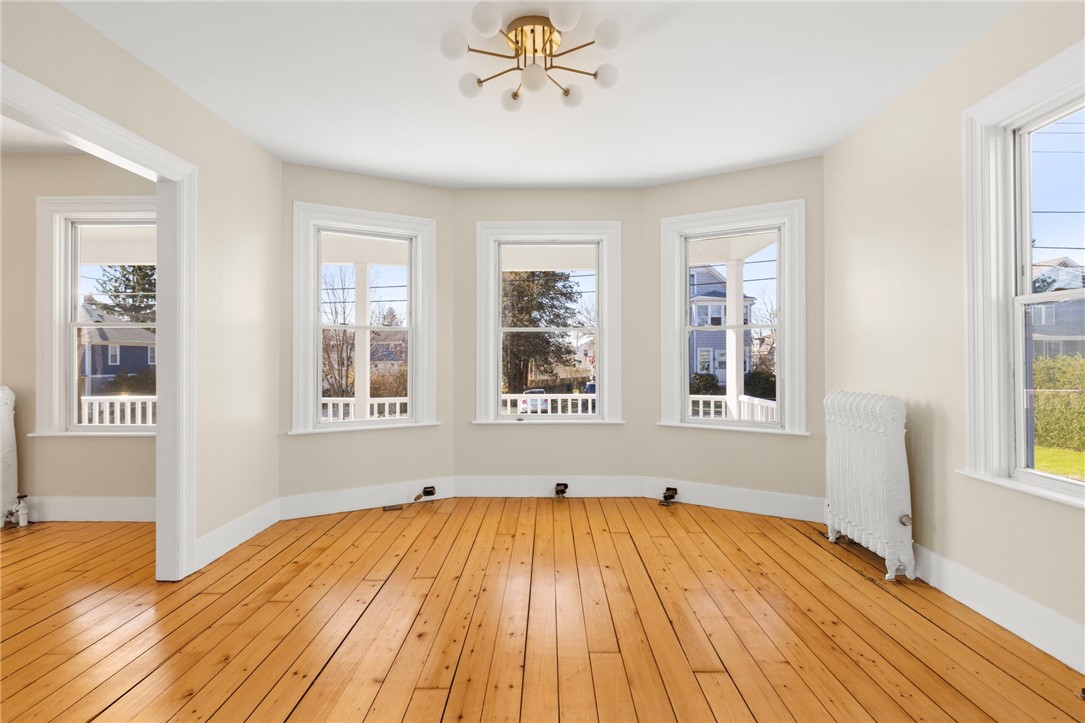 54 East Earle Street Cumberland, RI 02864 - Photo 11 of 44
