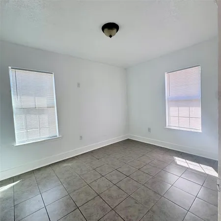 $750 | 116 East Jack Street, Unit 1/2, Baytown, TX 77520