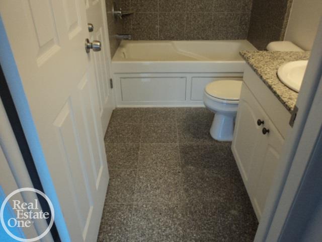 8401 18 18 Mile Road, Unit 124 Sterling Heights, MI 48313 - Photo 33 of 52