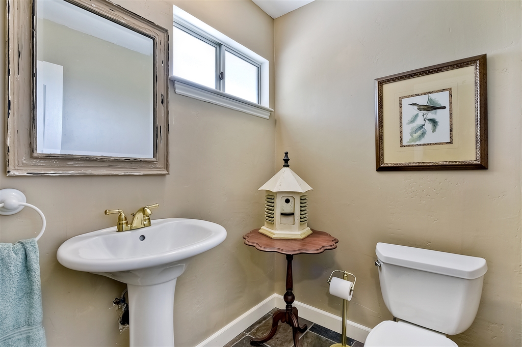 2490 Heyneman Hollow Fallbrook, CA 92028 - Photo 12 of 25