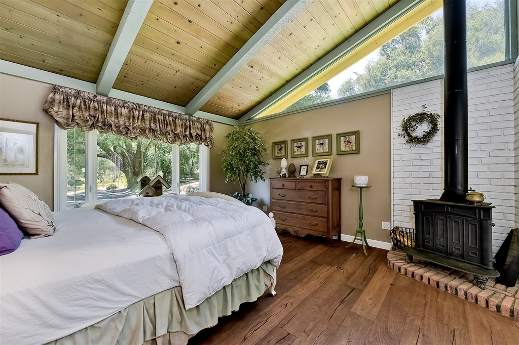 2490 Heyneman Hollow Fallbrook, CA 92028 - Photo 13 of 25