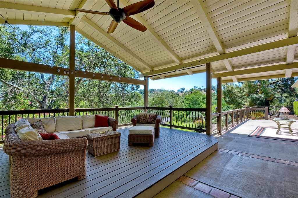 2490 Heyneman Hollow Fallbrook, CA 92028 - Photo 19 of 25