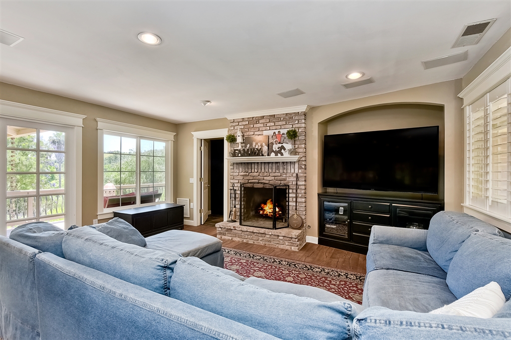 2490 Heyneman Hollow Fallbrook, CA 92028 - Photo 10 of 25