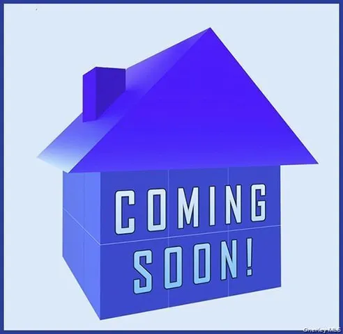 $1,099,990 | 39 Foreston Circle, Manorville, NY 11949