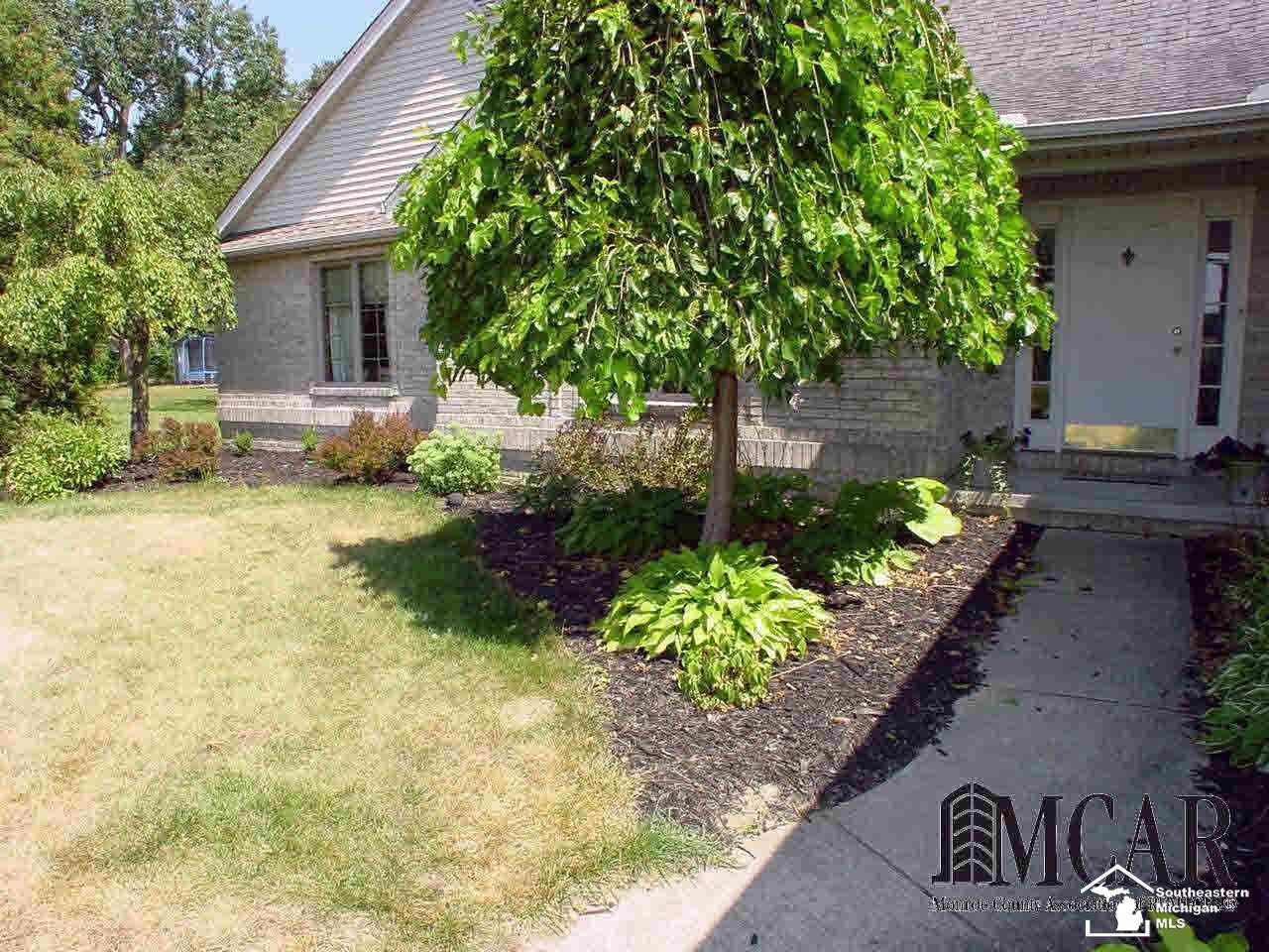 10676 Jackman Road Temperance, MI 48182 - Photo 4 of 20