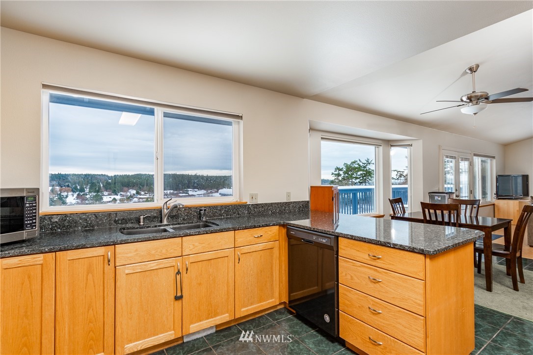 1367 Swantown Road Oak Harbor, WA 98277 - Photo 13 of 31 Gallery Image 13