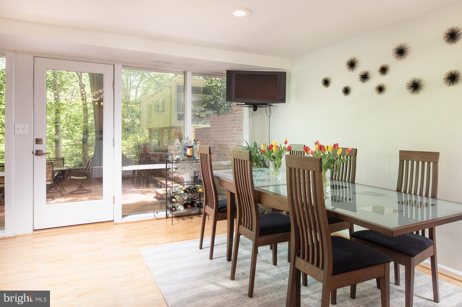 2119 Paul Spring Road Alexandria, VA 22307 - Photo 4 of 32 Dining Room with Outside Access to Patio