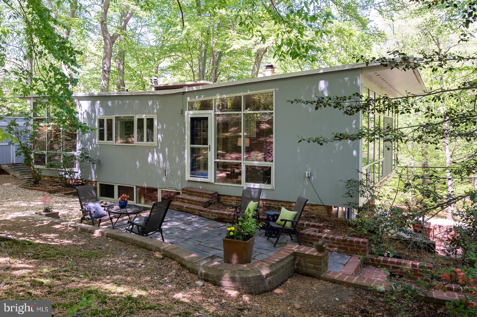 2119 Paul Spring Road Alexandria, VA 22307 - Photo 31 of 32 Exterior Back