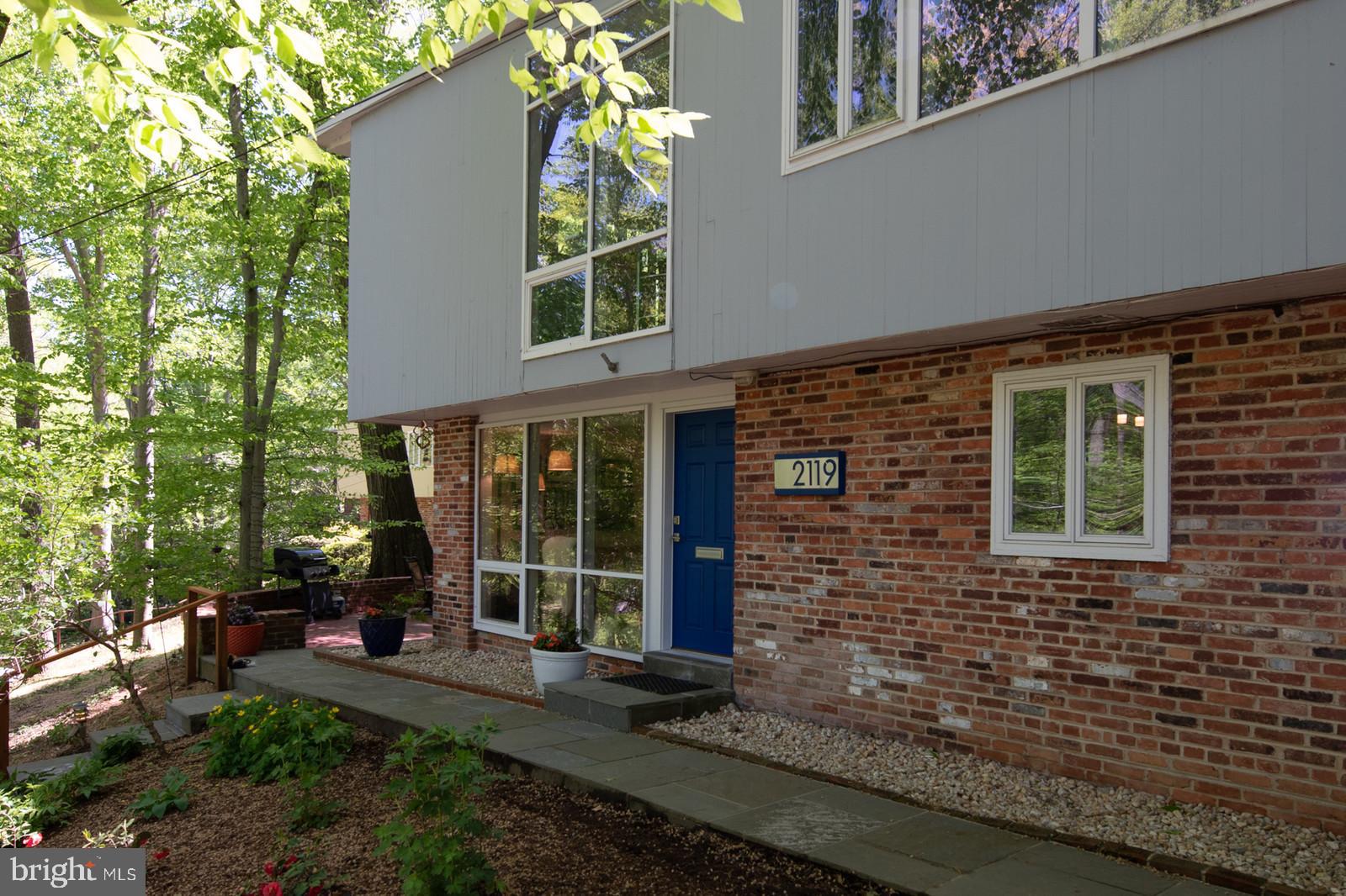 2119 Paul Spring Road Alexandria, VA 22307 - Photo 32 of 32 Exterior Front