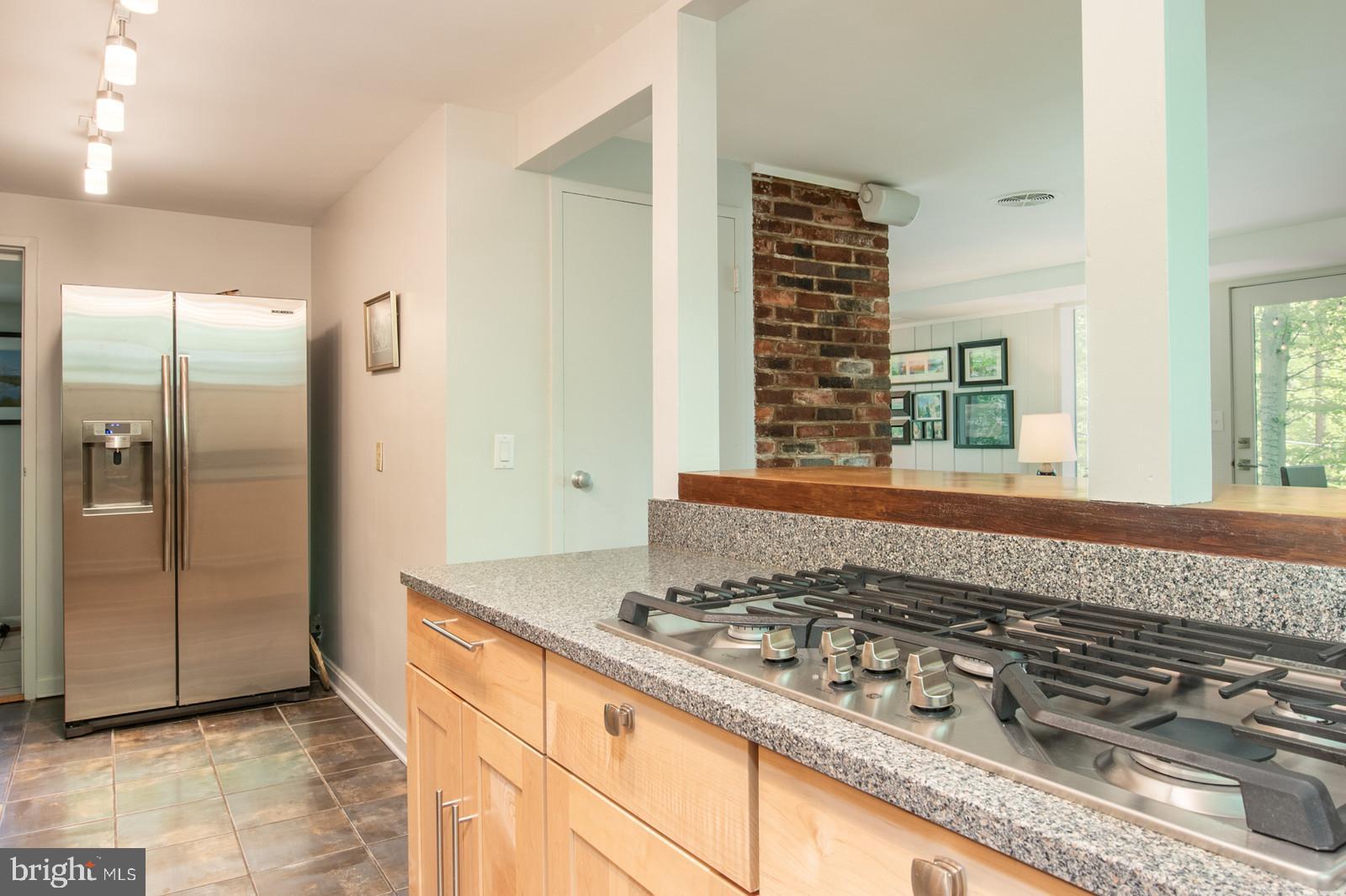 2119 Paul Spring Road Alexandria, VA 22307 - Photo 8 of 32 Kitchen
