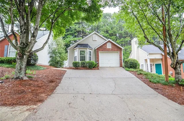 $288,900 | 204 Chelsea Court, Woodstock, GA 30189
