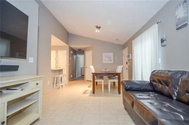 $288,900 | 204 Chelsea Court, Woodstock, GA 30189