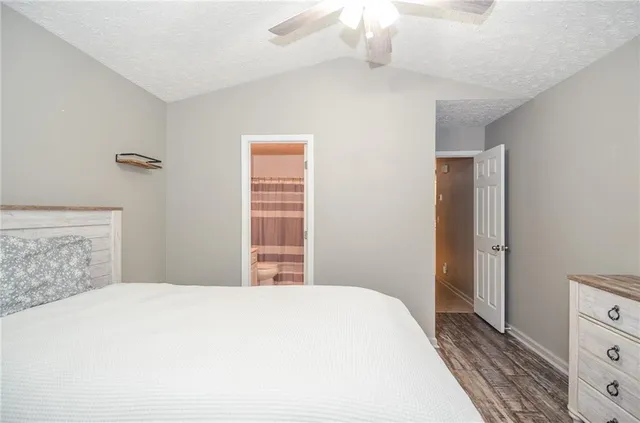 $288,900 | 204 Chelsea Court, Woodstock, GA 30189