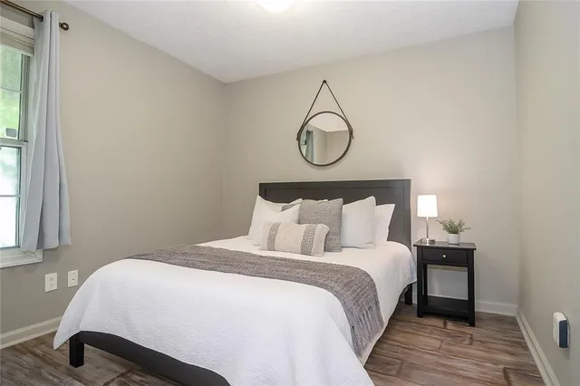 $288,900 | 204 Chelsea Court, Woodstock, GA 30189