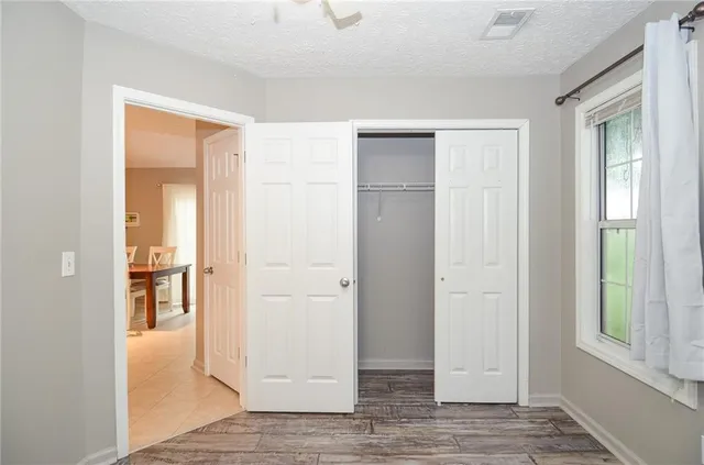 $288,900 | 204 Chelsea Court, Woodstock, GA 30189